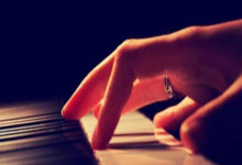 朱芳雨：巩晓彬有次突然喊喝酒，多年后他说当时喝太急让我去挡酒.